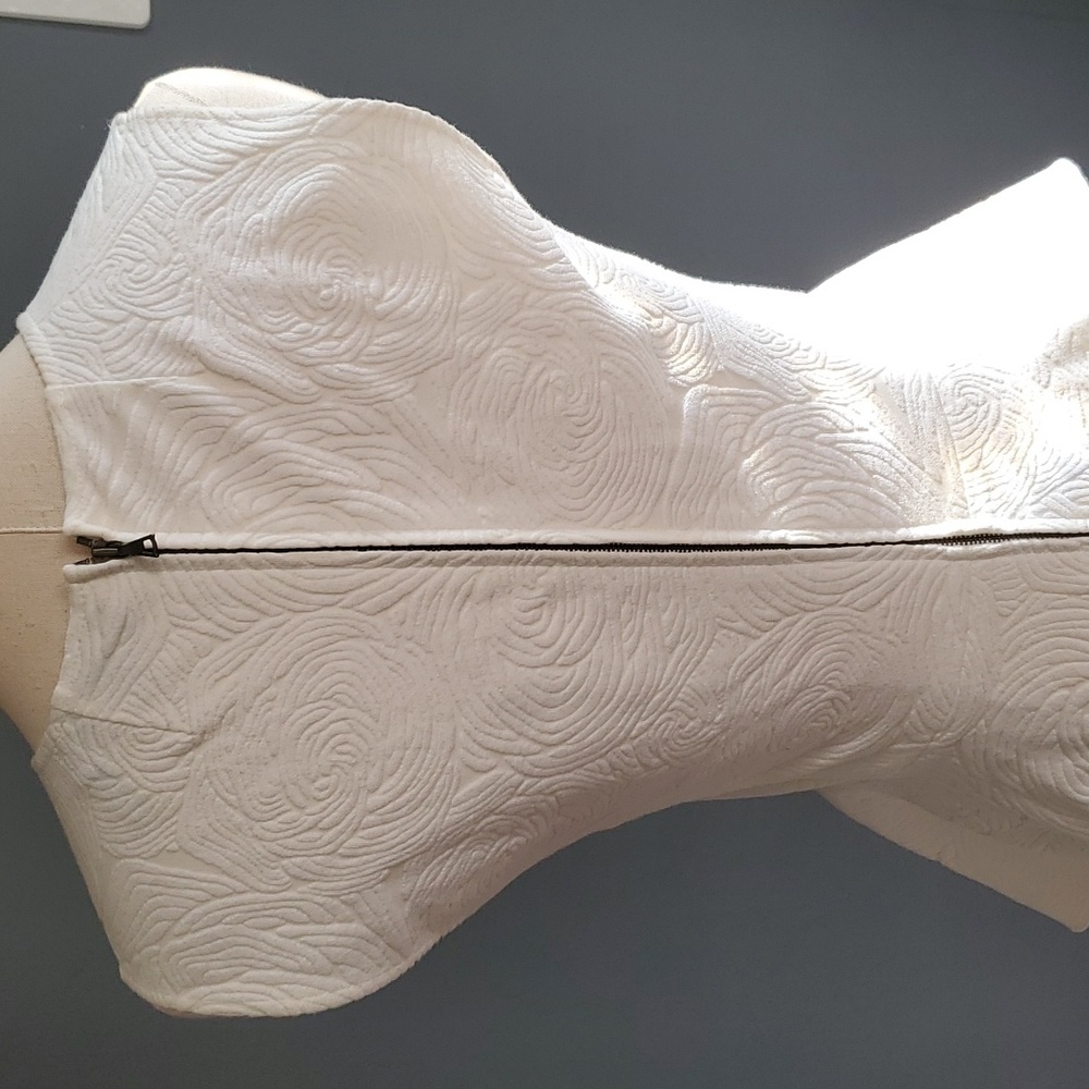 Theory white Peplum   top size s - Picture 7 of 15